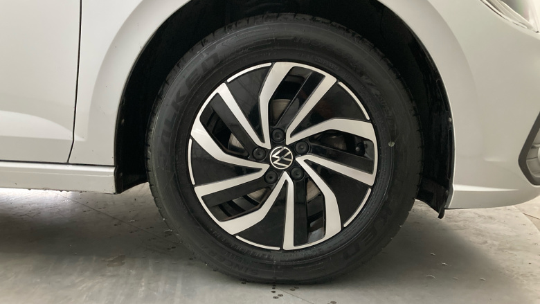 Volkswagen Polo 1.0 TSI Life 5dr Petrol Hatchback